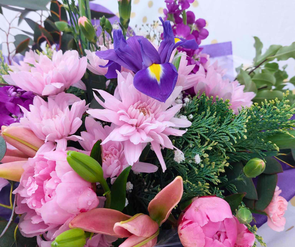 Florists Choice Fresh Flower Bouquet